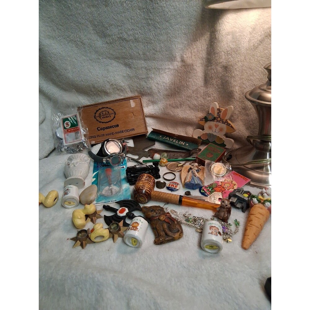 Vintage JUNK DRAWER LOT - Assorted Vintage Items